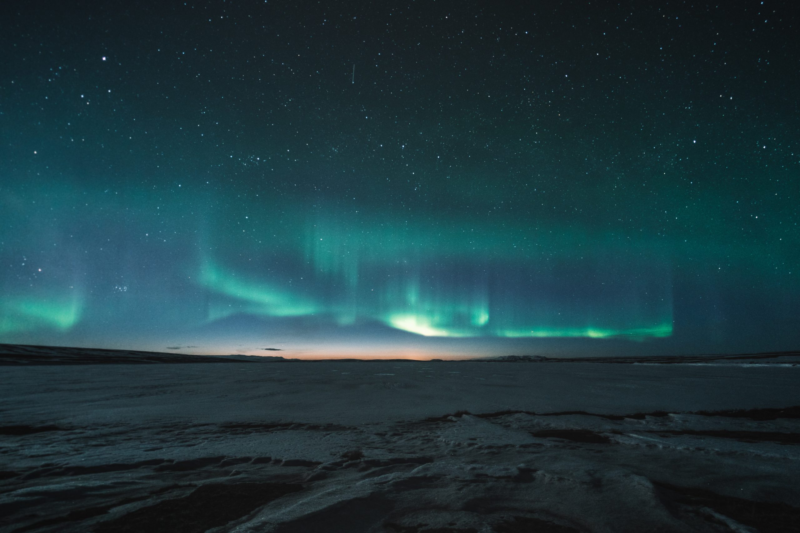 the best time to see northern lights in iceland