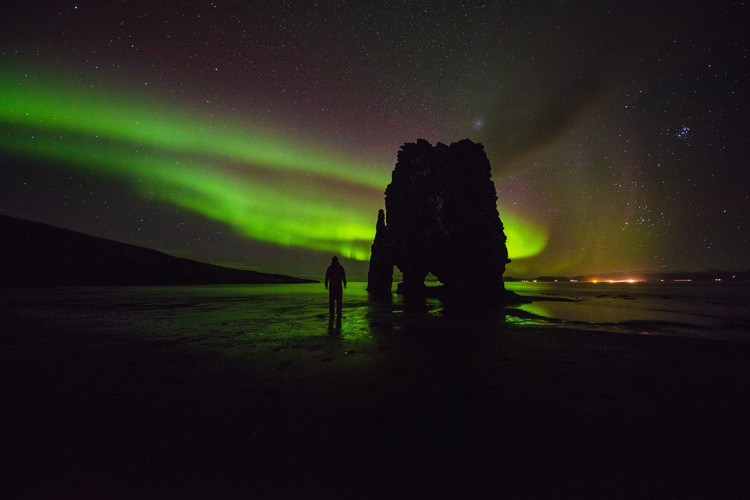 when can you see the northern lights in iceland